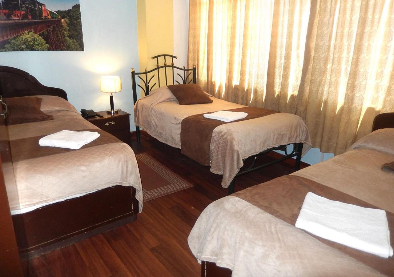 La Merced Plaza Hostal Riobamba Exterior foto